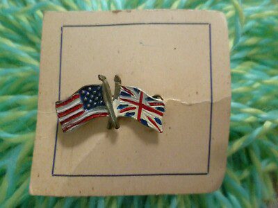 Military Ornaments UK and USA Crossed Flags Brooch Badge New- 1 Pcs Main Image