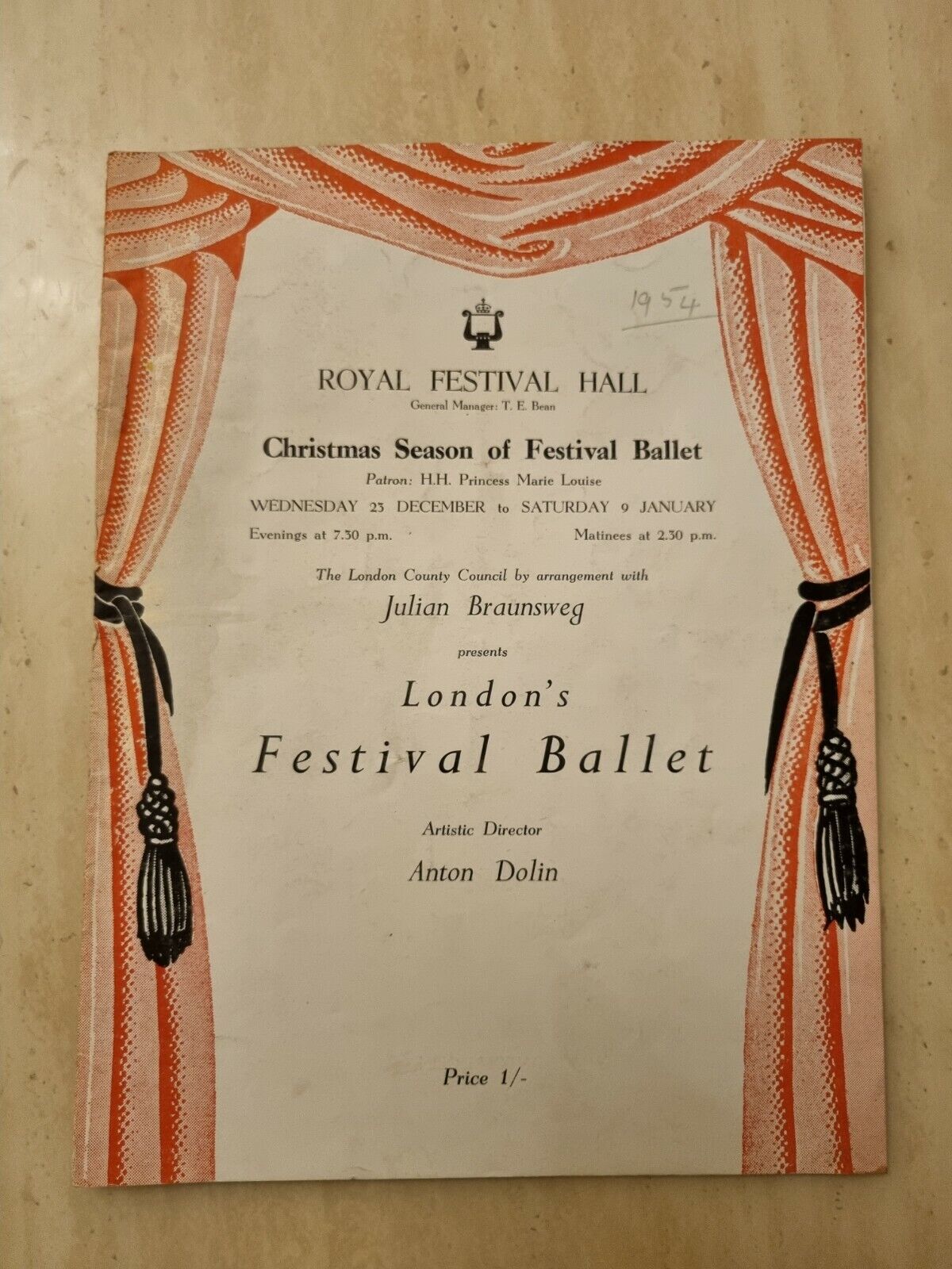 CHRISTMAS SEASON OF FESTIVAL OF BALLET ANTON DILON NATALIE KRASSOVSKA ANITA LAND Main Image