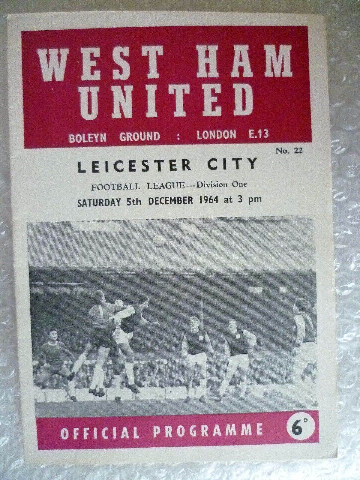 1964 WEST HAM UNITED v LEICESTER CITY, 5th Dec (League Division One) Main Image