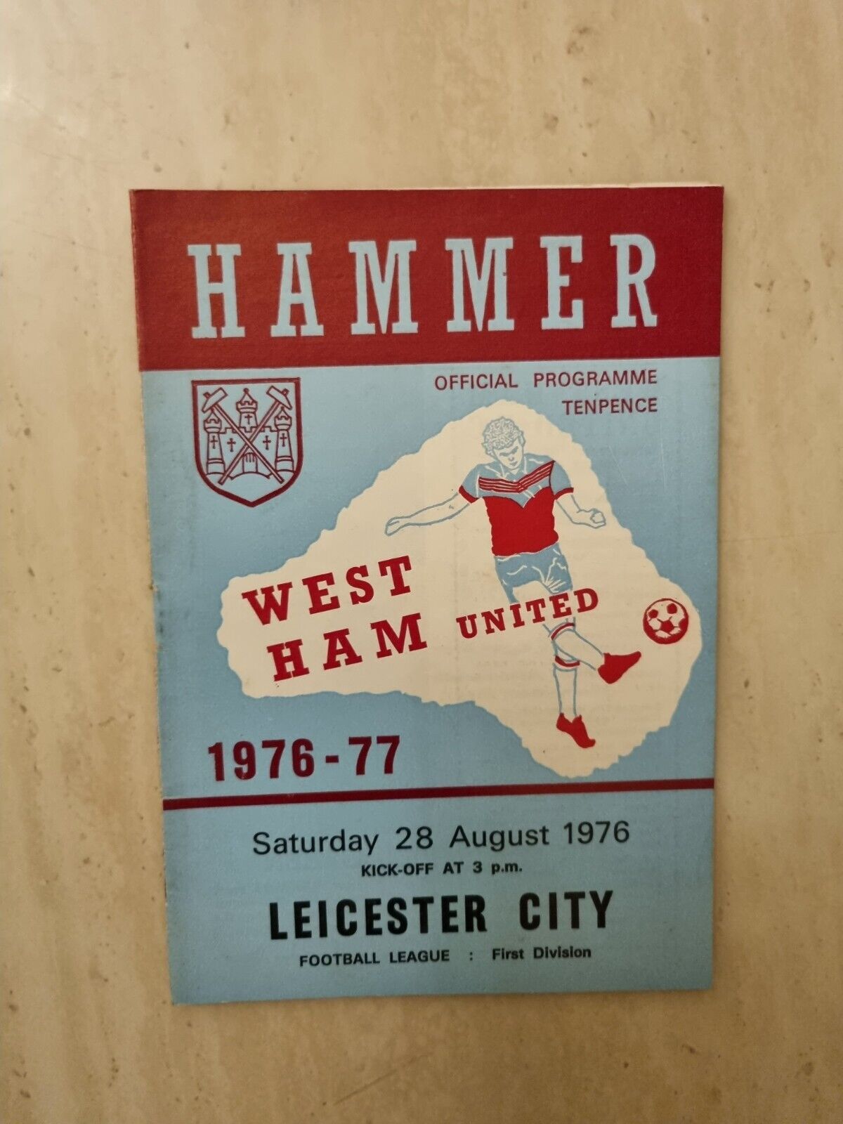 1976/77 West Ham United v Leicester City - 28th August 1976 Main Image