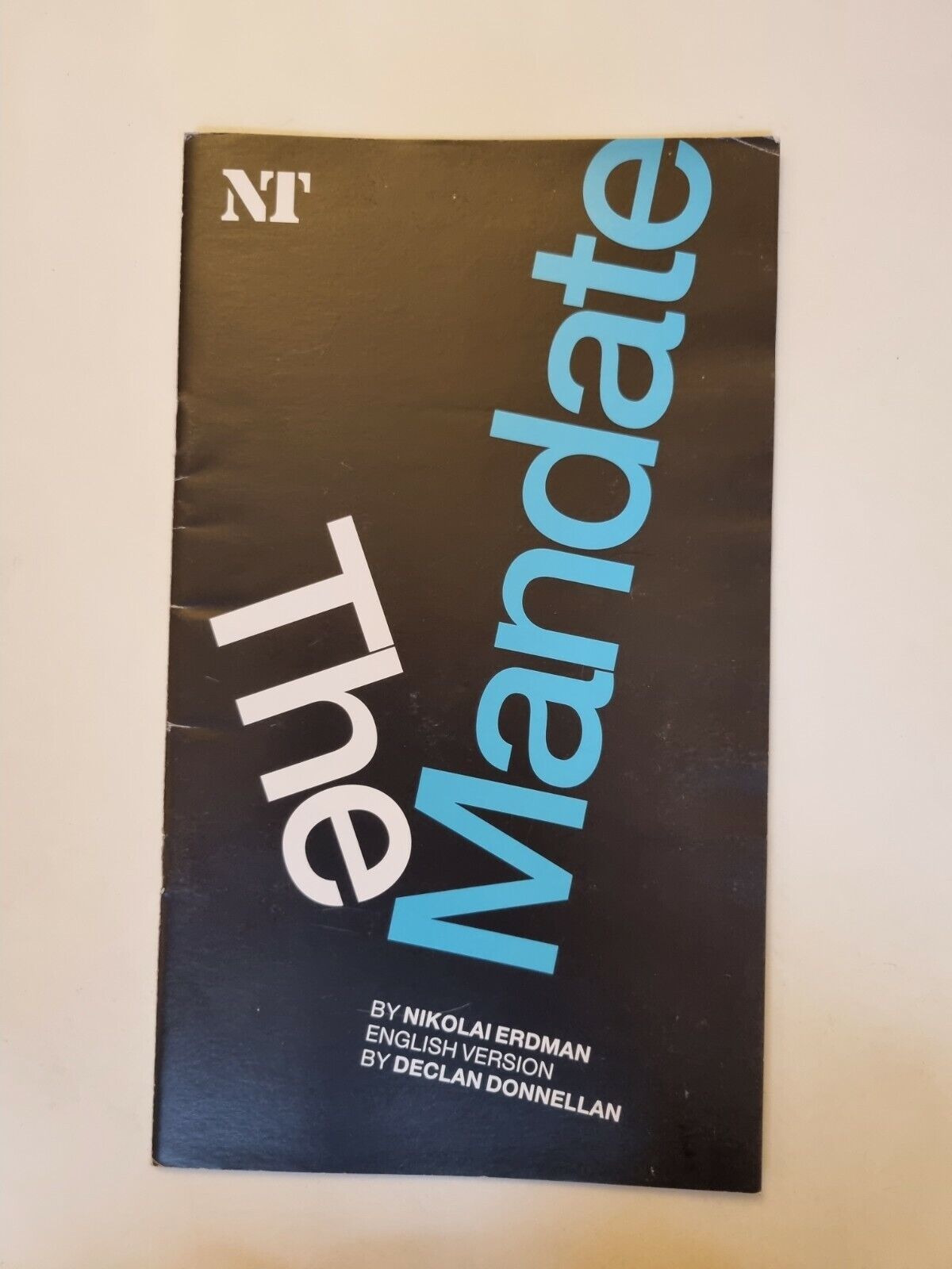 THE MANDATE - MARTIN HUTSON DEBORAH FINDLAY ADRIAN SCARBOROUGH NAOMI FREDERICK Main Image