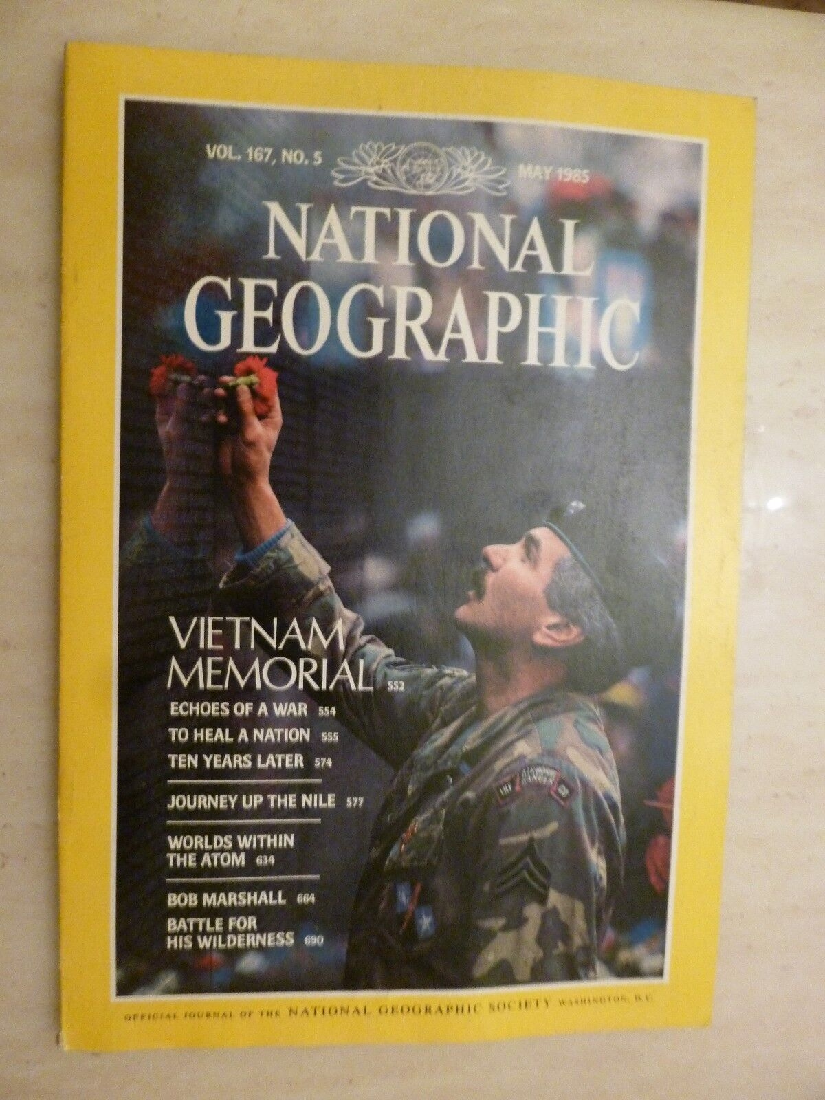 National Geographic- VIETNAM MEMORIAL - MAY 1985 Main Image