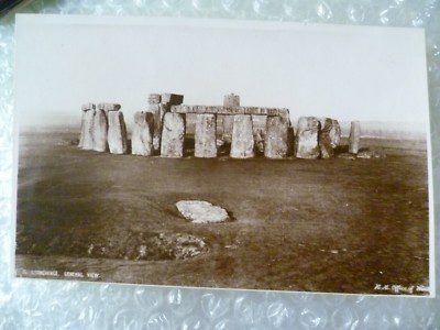 Postcard Stonehenge Stones Rocks General View Wiltshire Main Image