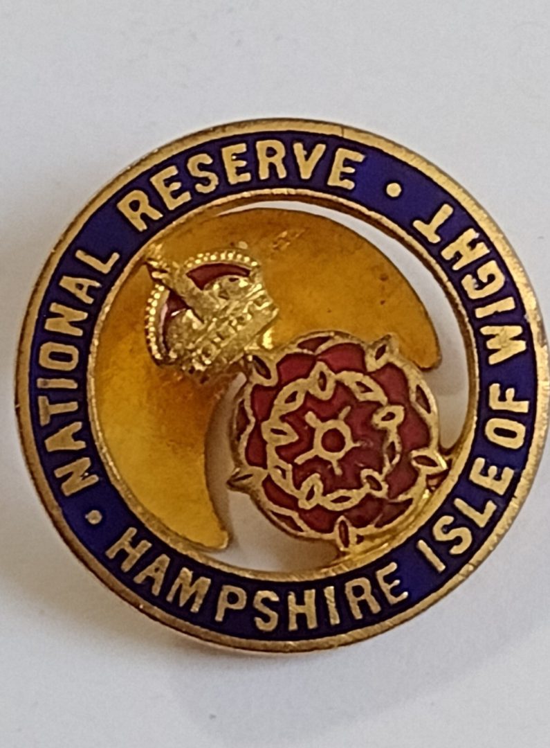 National Reserve Hampshire Isle of Wight Lapel Badge Antique Original Main Image